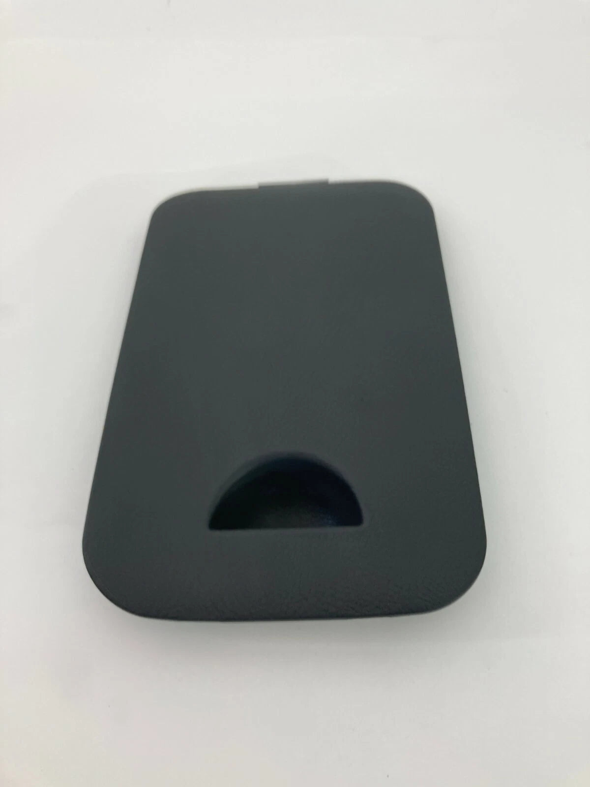 2003 2004 2005 2006 KIA SORENTO REAR RIGHT SIDE INTERIOR COVER JACK TRIM PANEL