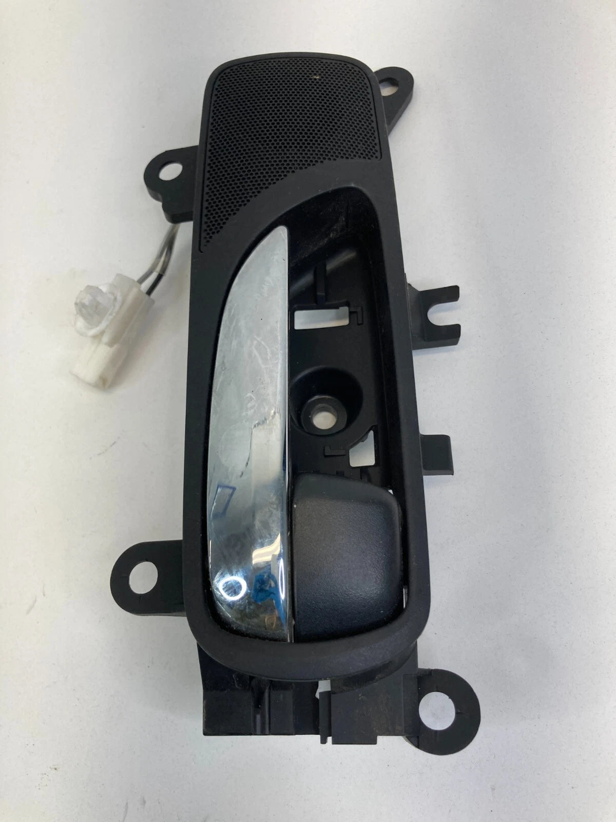 2006-2013 LEXUS IS250 IS350 REAR RIGHT PASSENGER INNER DOOR HANDLE W/ TWEETER
