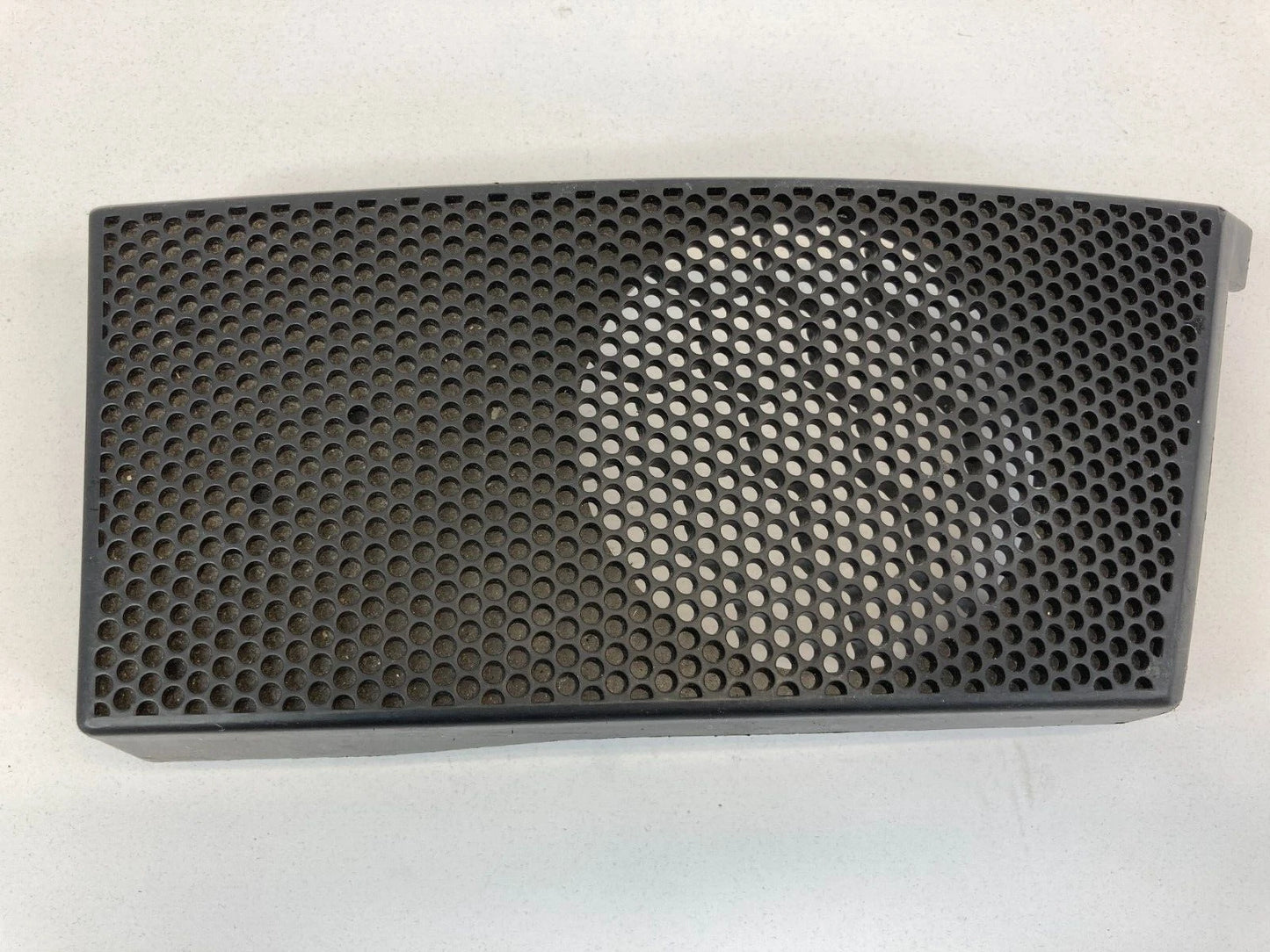 04-12 MITSUBISHI GALANT FRONT RIGHT SIDE DASH SPEAKER GRILLE MR590280ZZ OEM