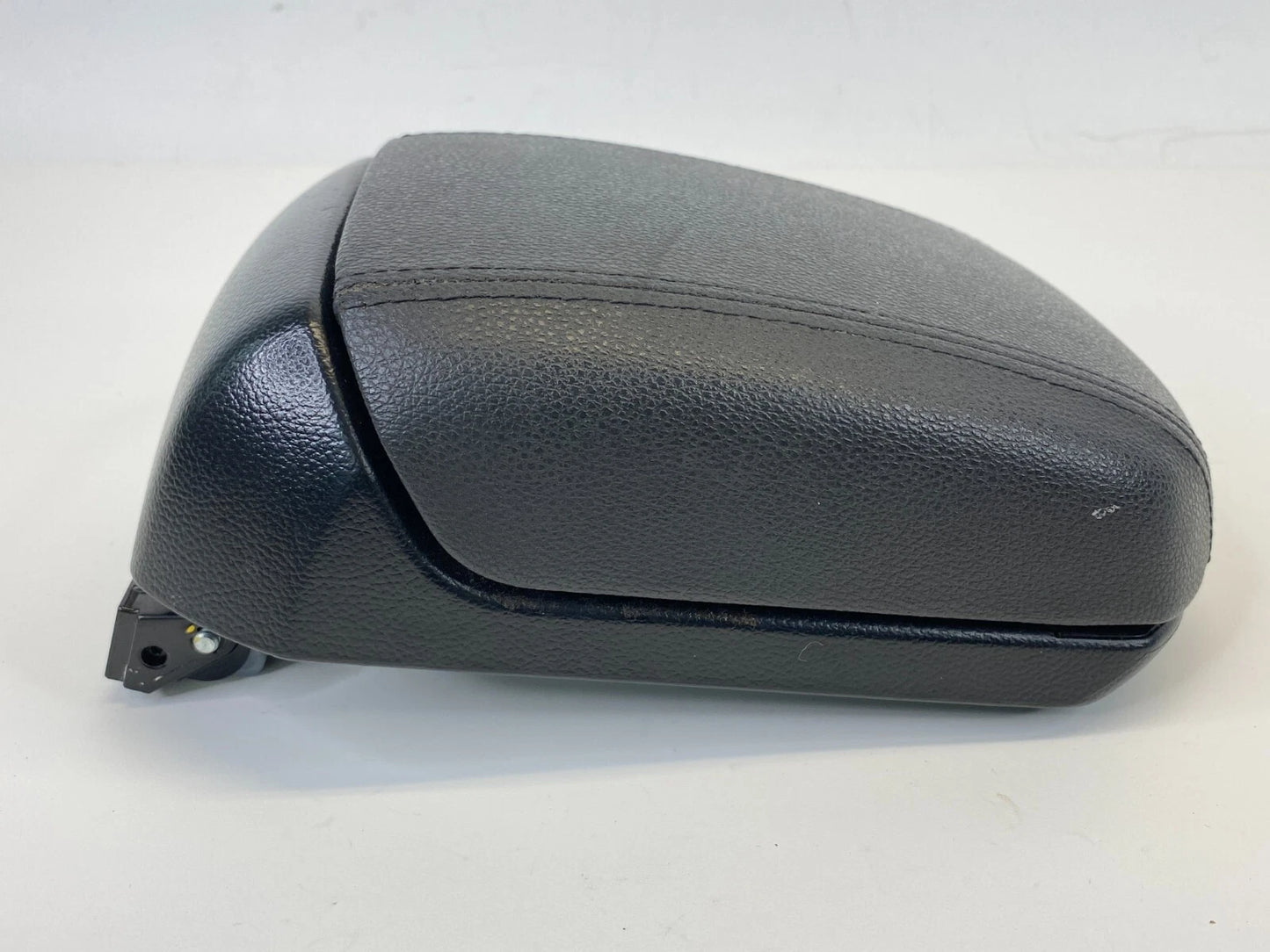 2011-2016 CHEVROLET CRUZE CENTER CONSOLE ARMREST ARM REST LID COVER TOP OEM