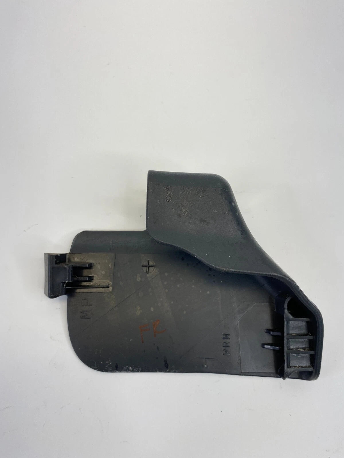 09-13 TOYOTA COROLLA FRONT RIGHT SIDE SEAT TRACK BRACKET COVER PANEL 72157-02140