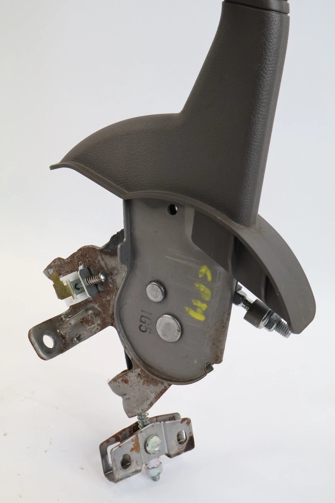 2012-2017 HYUNDAI ACCENT EMERGENCY PARKING BRAKE HANDLE LEVER ASSEMBLY OEM