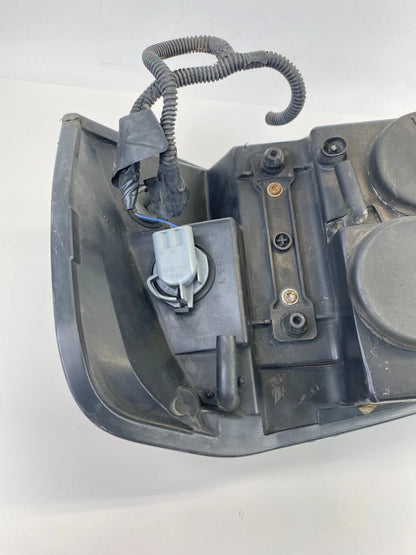 2002-2009 GMC ENVOY PASSENGER RIGHT SIDE HEADLIGHT LAMP ASSEMBLY 15866070 OEM