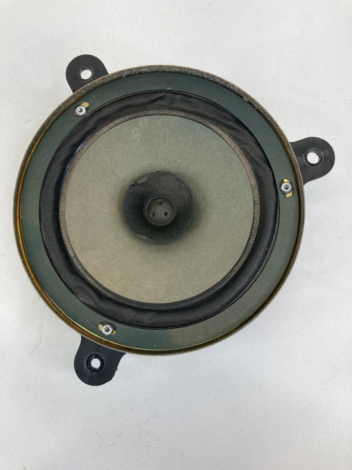 2002-2004 Subaru Outback Rear Left Side Door Audio Speaker RR LH EASA16P49A1