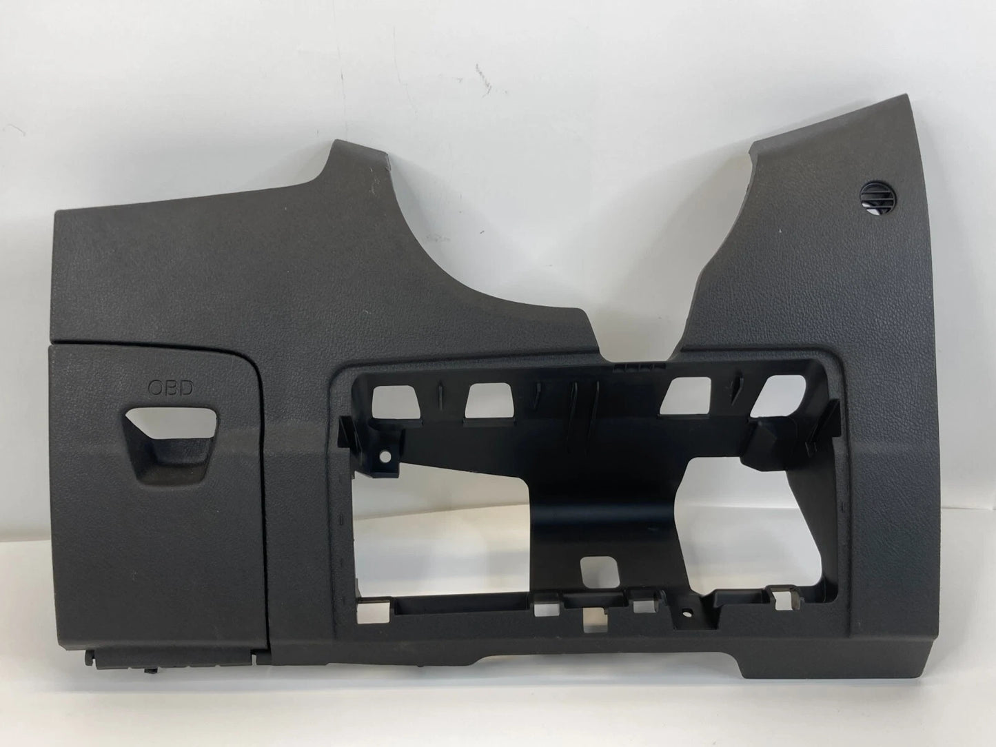 2012-2018 FORD FOCUS SEDAN LEFT DRIVER DASH INSTRUMENT PANEL KNEE BOLSTER PANEL