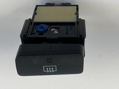 03-08 TOYOTA COROLLA REAR DEFROSTER CONTROL CONTROL SWITCH BUTTON 15A410 OEM