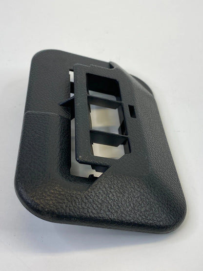 07 08 INFINITI G35 SEDAN FRONT RIGHT HEATER FOOT AIR DUCT VENT GRILLE TRIM PANEL