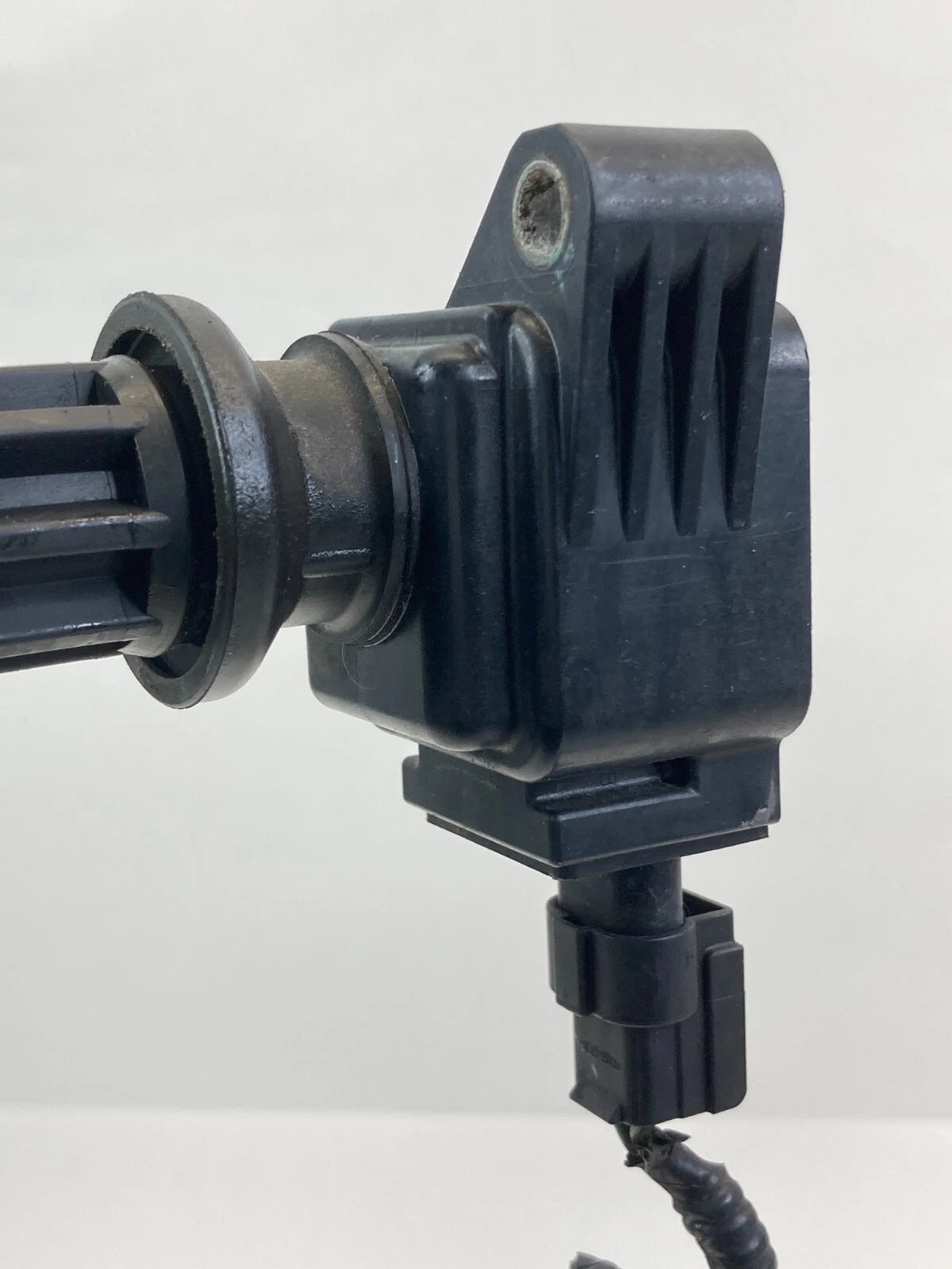 2012 13 14 15 16 17 2018 FORD FOCUS 12-19 EXPLORER 2.0L IGNITION COIL ASSY OEM