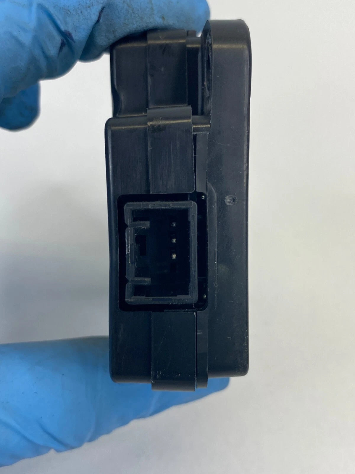2009-2016 CHRYSLER TOWN & COUNTRY COMPASS CONTROL MODULE P04671918AG OEM