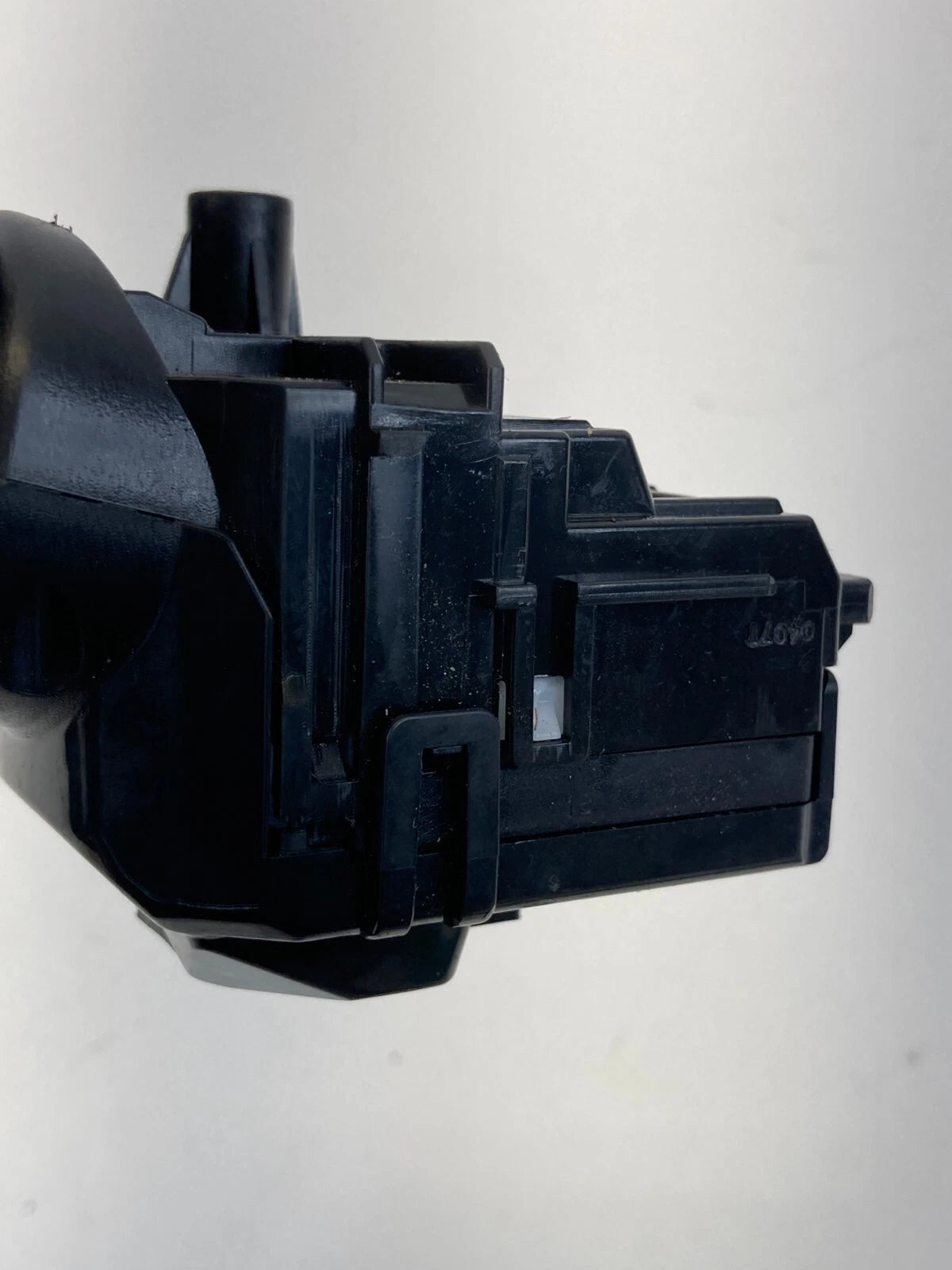 2011-2016 HYUNDAI ELANTRA SEDAN FRONT COLUMN WINDSHIELD WIPER CONTROL SWITCH OEM