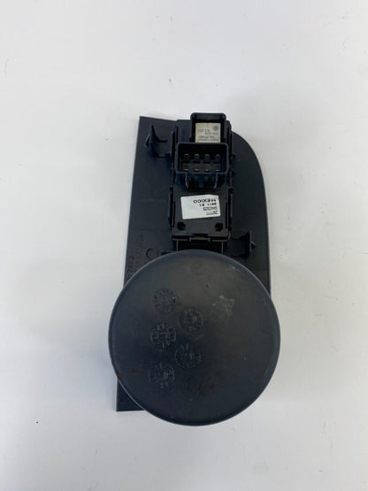 2009-2012 Chevy Traverse Rear Right Side Door Power Window Switch w /Bezel Trim