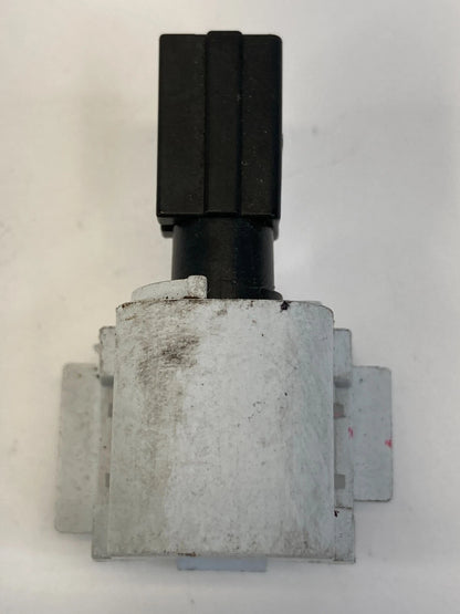 2003-2007 NISSAN MURANO GLOVE BOX LIGHT LAMP BULB SOCKET SENSOR SWITCH OEM