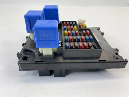 02 03 INFINITI QX4 02-04 NISSAN PATHFINDER DASH INTERIOR FUSE BOX 24350-5W900
