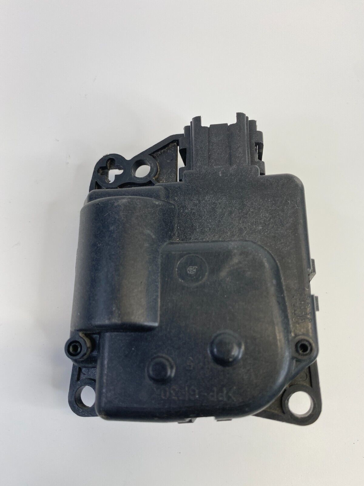 09-14 Volkswagen Routan HVAC A/C Heater Blend Door Flap Actuator M8679001 OEM