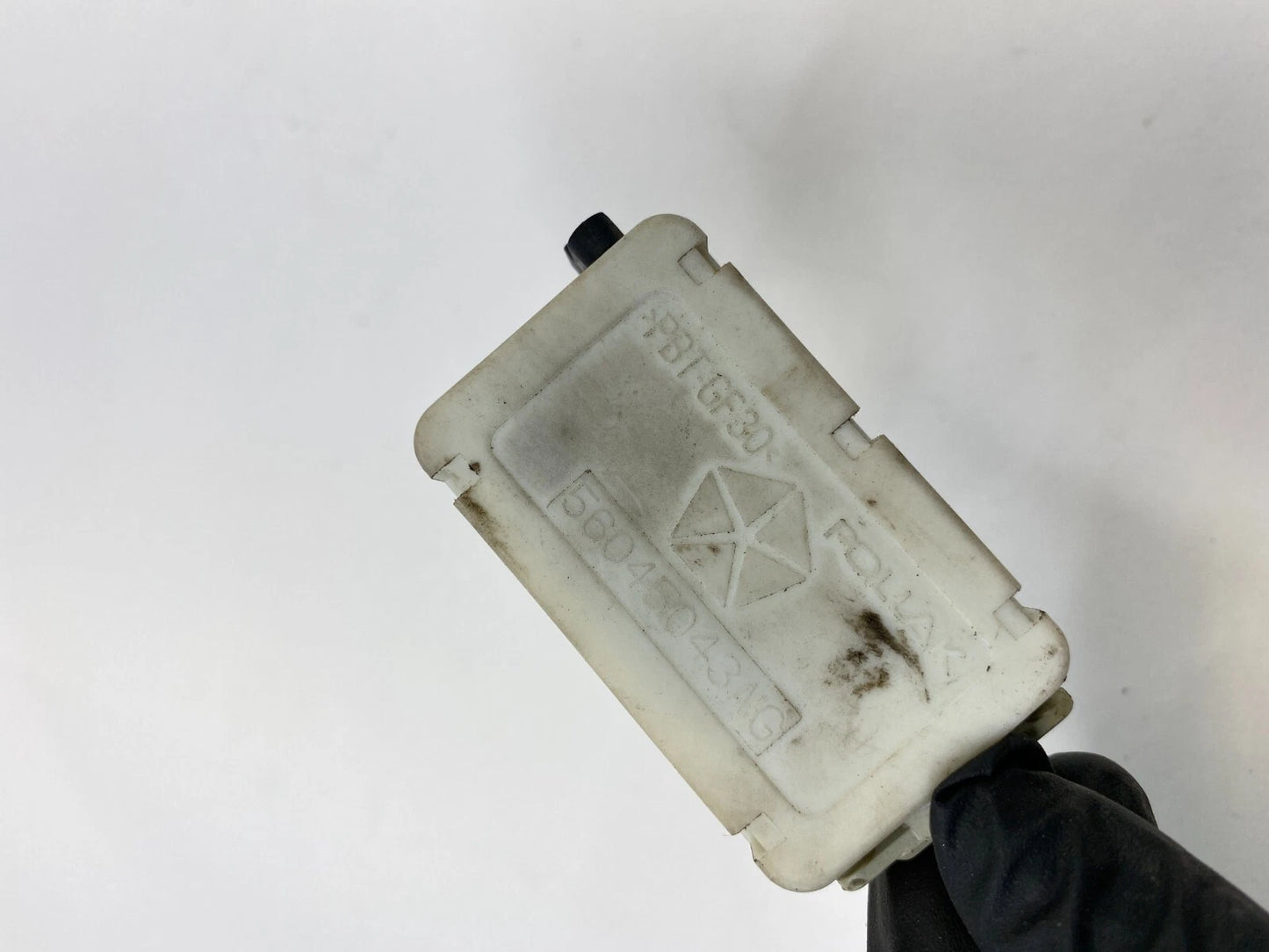 2001-2007 DODGE CARAVAN BRAKE LIGHT LAMP STOP BUTTON SWITCH 56045043AG OEM