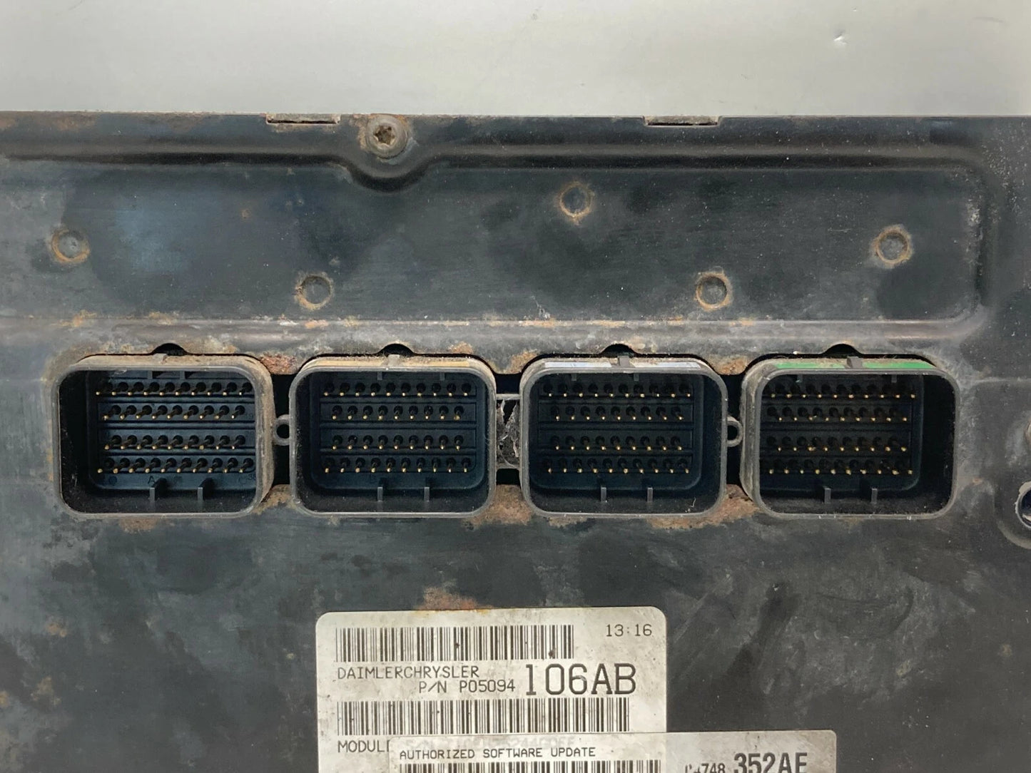 2005 CHRYSLER PACIFICA 3.5L AT AWD ECM ECU PCM ENGINE COMPUTER P05094106AB OEM