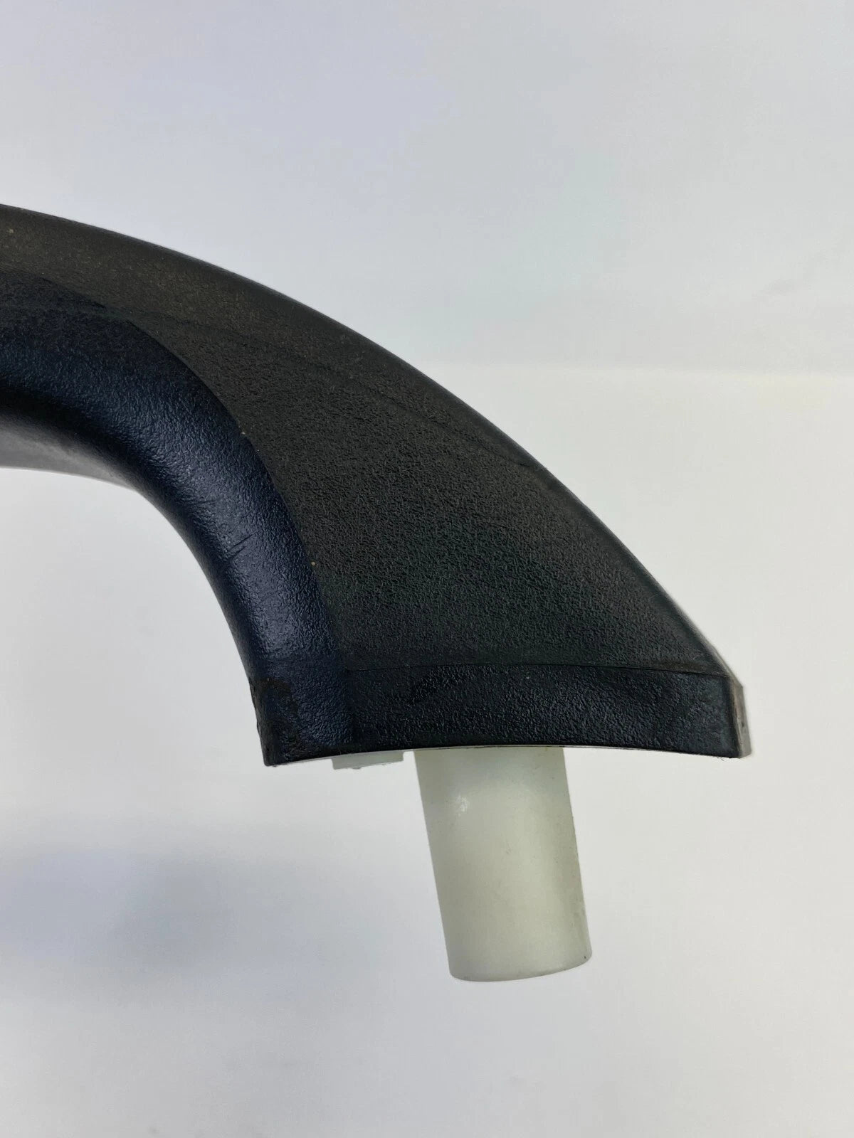 2010-2012 GMC ACADIA REAR RIGHT SIDE DOOR PANEL PULL HANDLE ASSEMBLY OEM