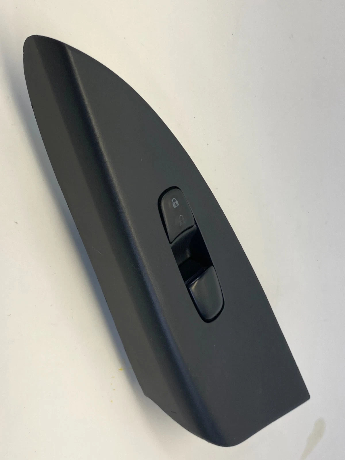 2013-2019 NISSAN SENTRA FRONT RIGHT DOOR POWER WINDOW SWITCH OEM 25411-1KA5A