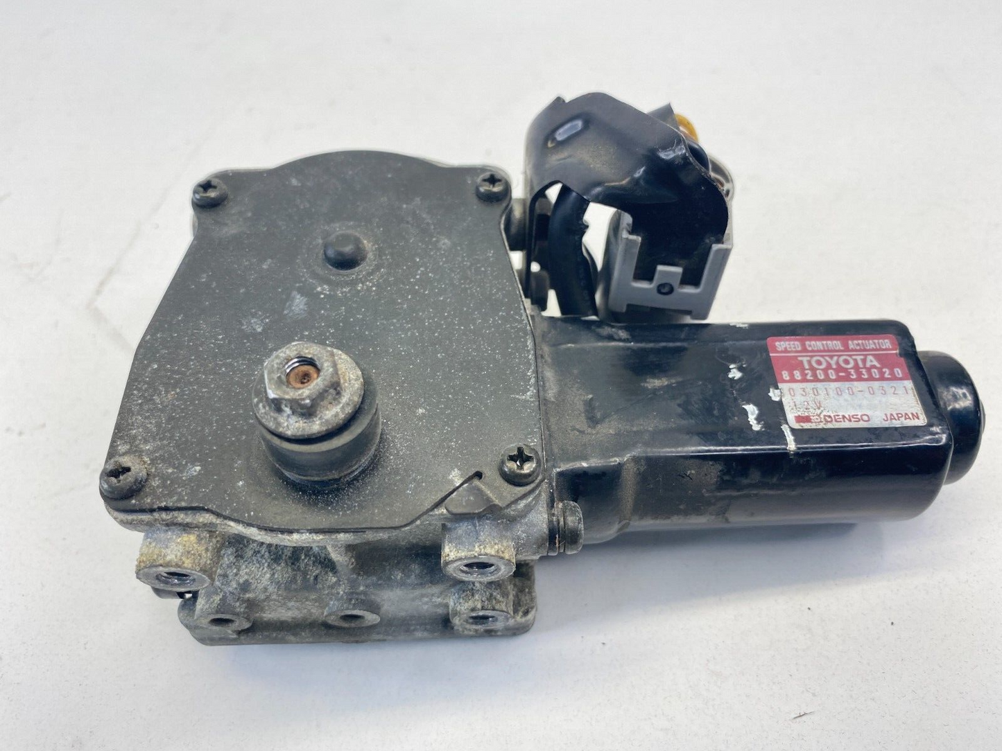 92 93 94 95 96 Toyota Camry 2.2L L4 A/T Cruise Control Actuator 88200-33020 OEM