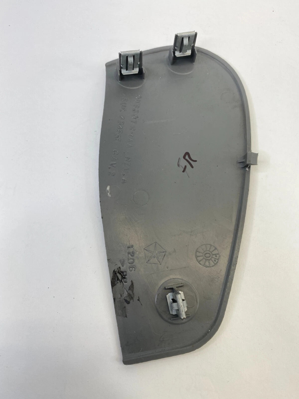 01-07 DODGE CARAVAN FRONT RIGHT SIDE DASH END CAP COVER TRIM 0WS30TRMAA OEM