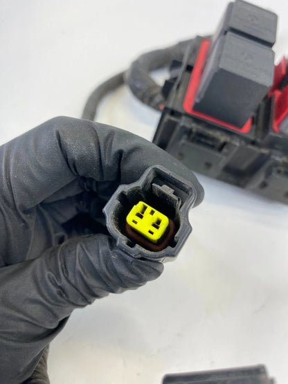 1998-2002 LINCOLN TOWN CAR 4.6L ENGINE FUSE RELAY BOX JUNCTION BLOCK UNIT OEM