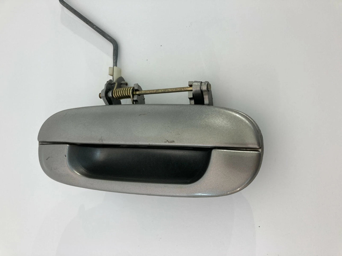 02-09 GMC ENVOY TRAILBLAZER 02-06 XL REAR RIGHT EXTERIOR OUTSIDE DOOR HANDLE OEM