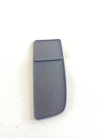 10 11 12 HYUNDAI SANTA FE CENTER CONSOLE TRAY INSERT RUBBER MAT 84648-0W510 OEM