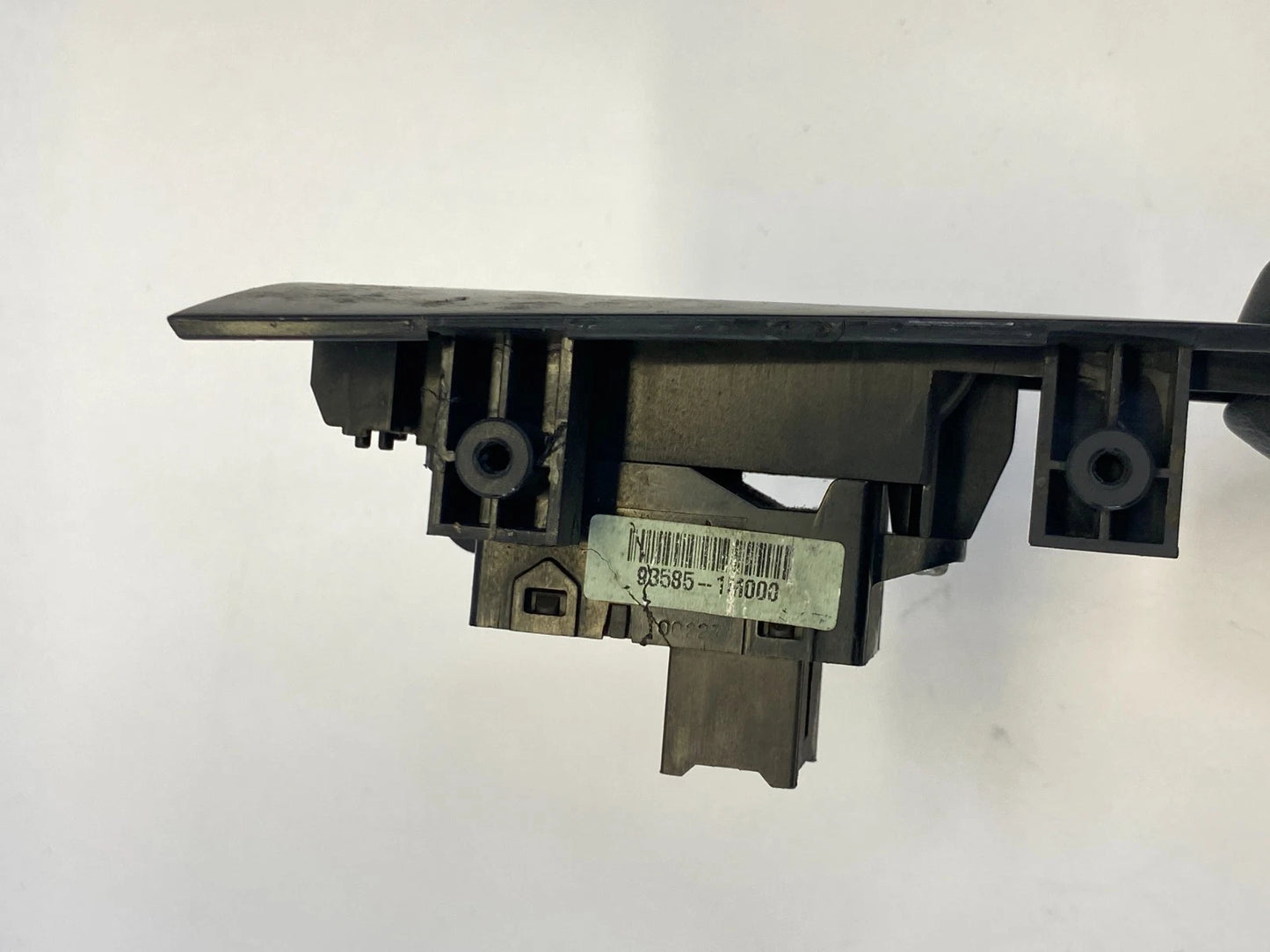 2010-2013 KIA FORTE REAR RIGHT PASSENGER POWER WINDOW SWITCH OEM 201005754