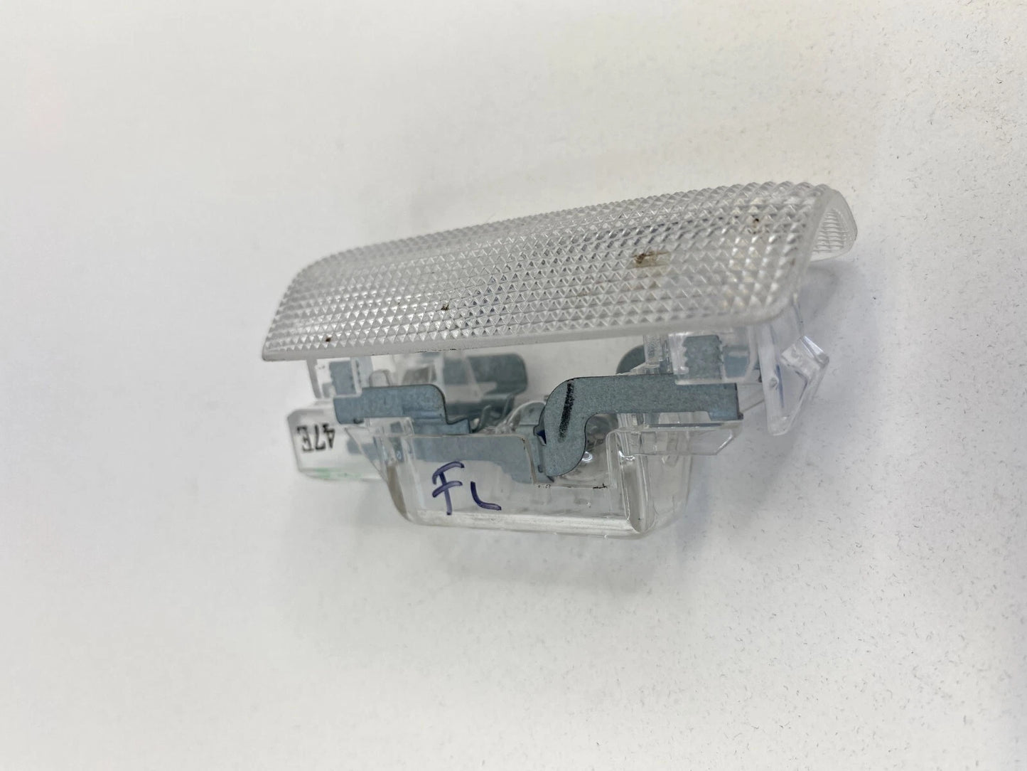 04 05 06 07 08 09 TOYOTA PRIUS FRONT LEFT DRIVER DOOR COURTESY LIGHT LAMP OEM