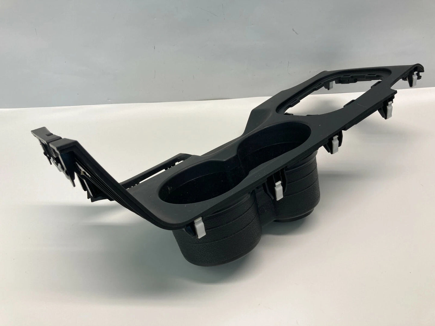 10-12 HYUNDAI TUCSON IX35 MANUAL TRANS CENTER CONSOLE SHIFTER CUP HOLDER BEZEL