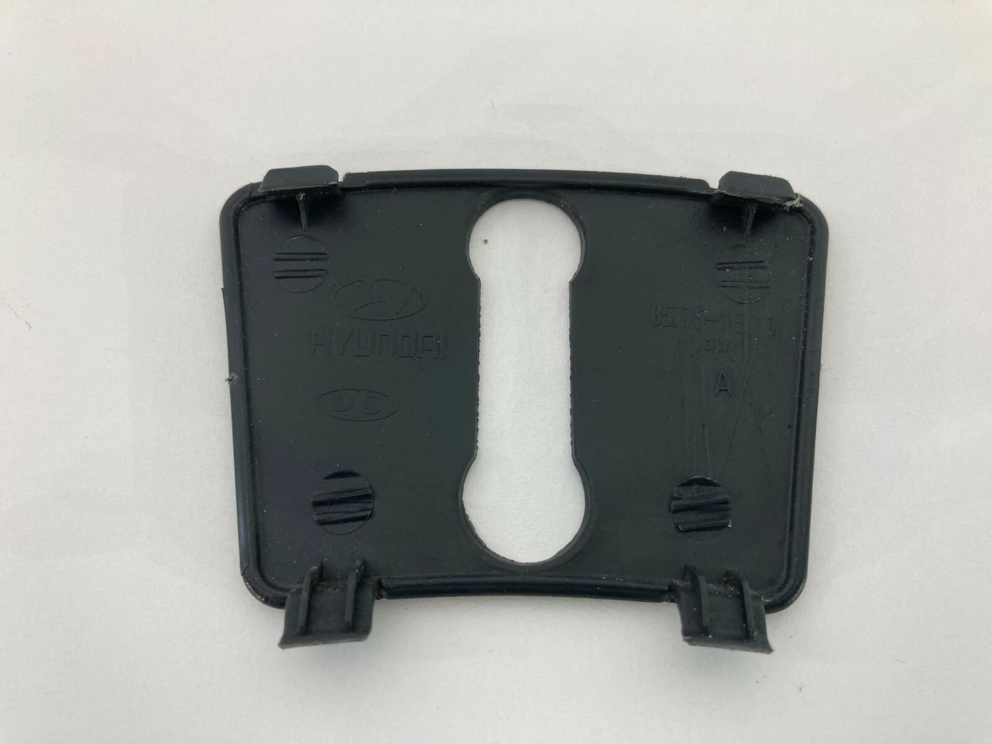 2007 07 HYUNDAI ACCENT HATCHBACK COVER TRIM BEZEL CAP 85775-1E100 OEM