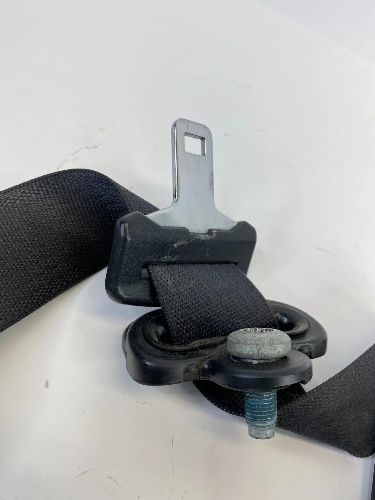 2007-2011 DODGE NITRO FRONT RIGHT SIDE SEAT BELT RETRACTOR ASSY 5KJ601DVAD OEM