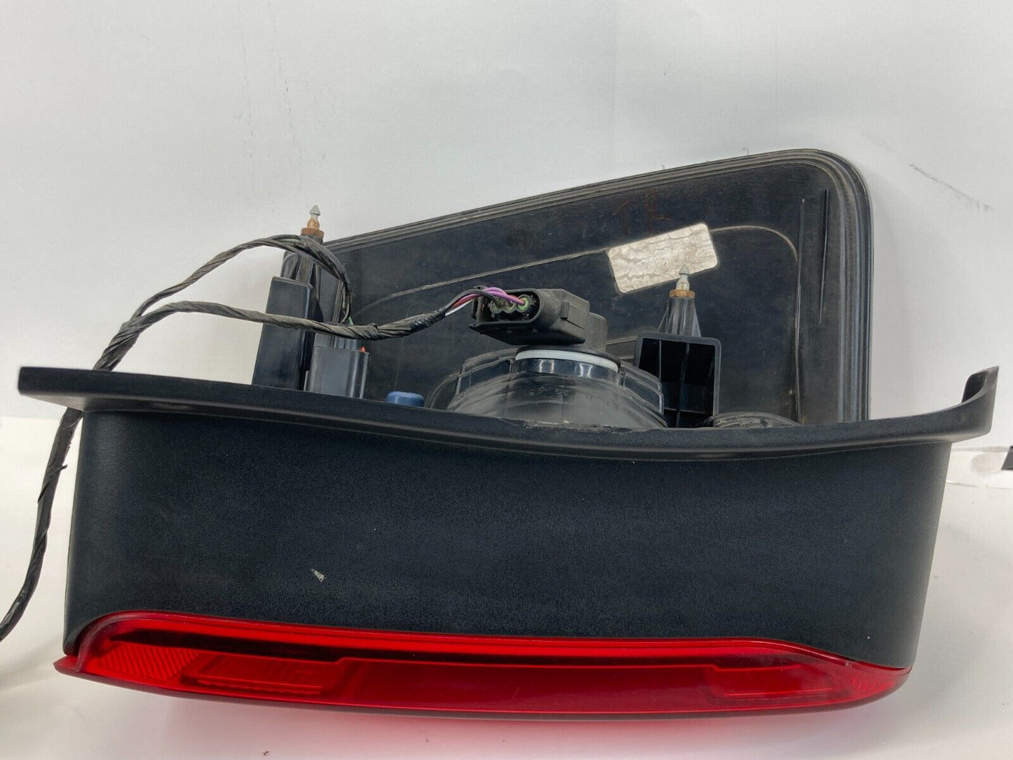 08-12 Ford Escape Rear Right Passenger Tail Light Taillight Taillamp 8L84-13B504