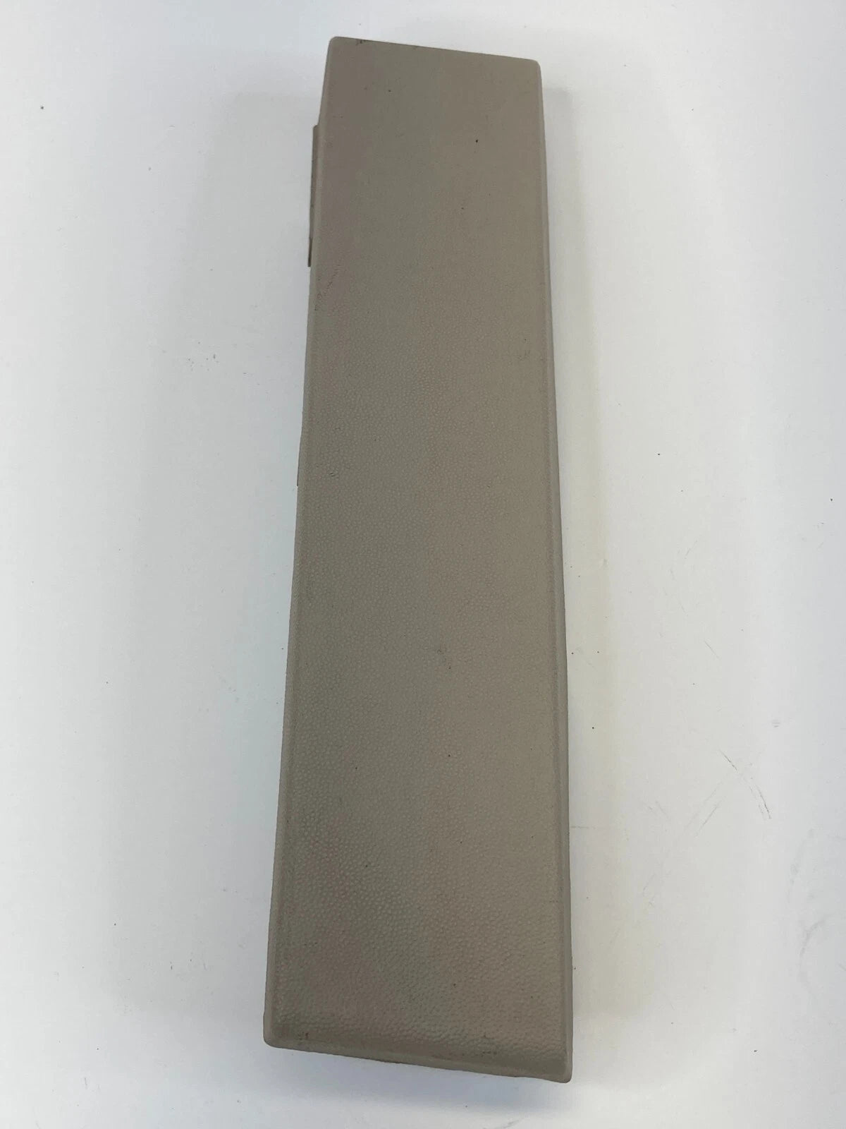 2004-2008 PONTIAC GRAND PRIX RH LOWER DASHBOARD TRIM PANEL OEM FACTORY 10308714