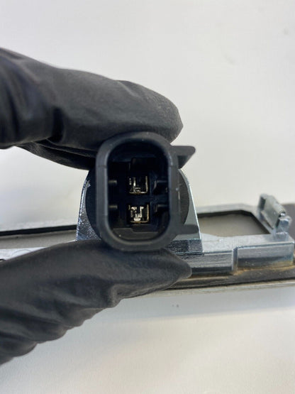 2005-2011 Cadillac STS Rear Right Trunk License Light Lamp Assembly OEM