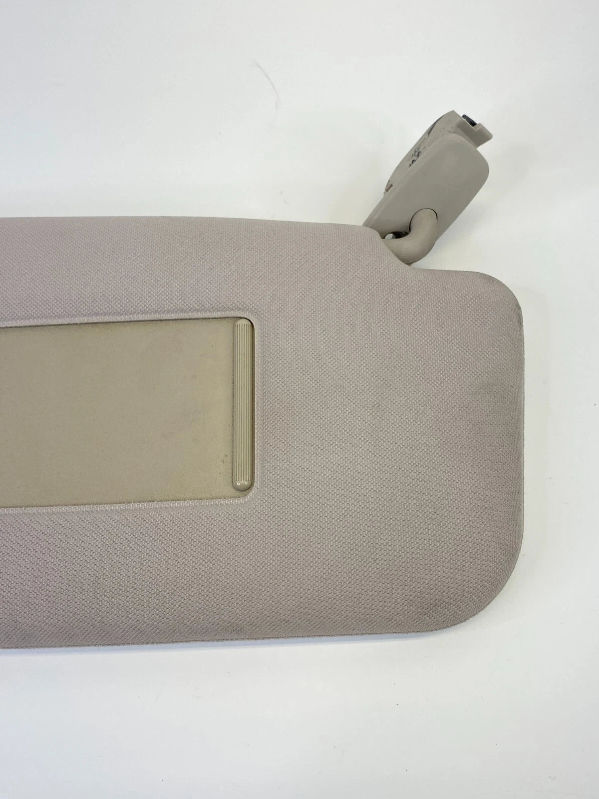 1998-2004 AUDI A6 QUATTRO ROOF RIGHT PASSENGER SUNVISOR SUN VISOR SHADE OEM