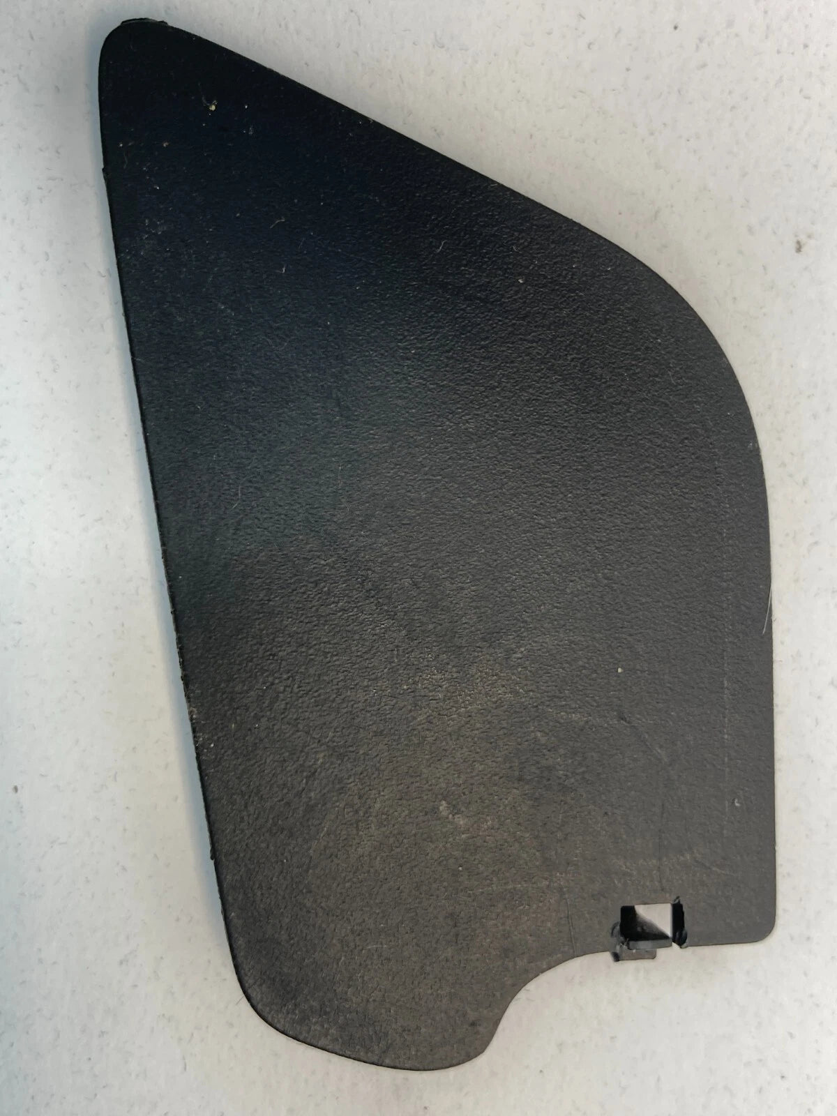 2004-2008 ACURA TL REAR LEFT DOOR INTERIOR HANDLE SCREW COVER CAP P36-25302