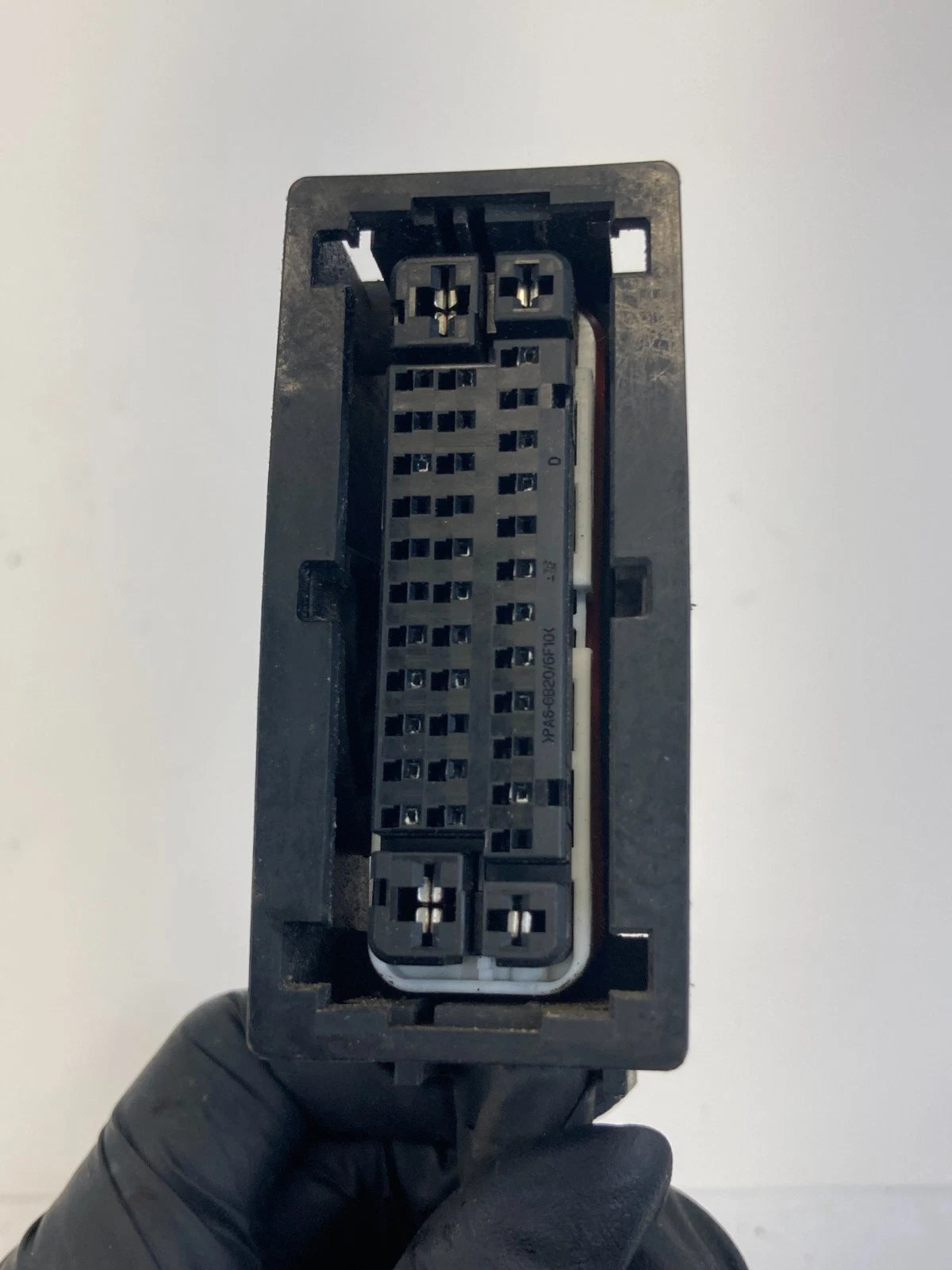 2014 2015 Kia Optima 2.4L L4 A/T ABS Anti Lock Brake Pump Plug Connector OEM