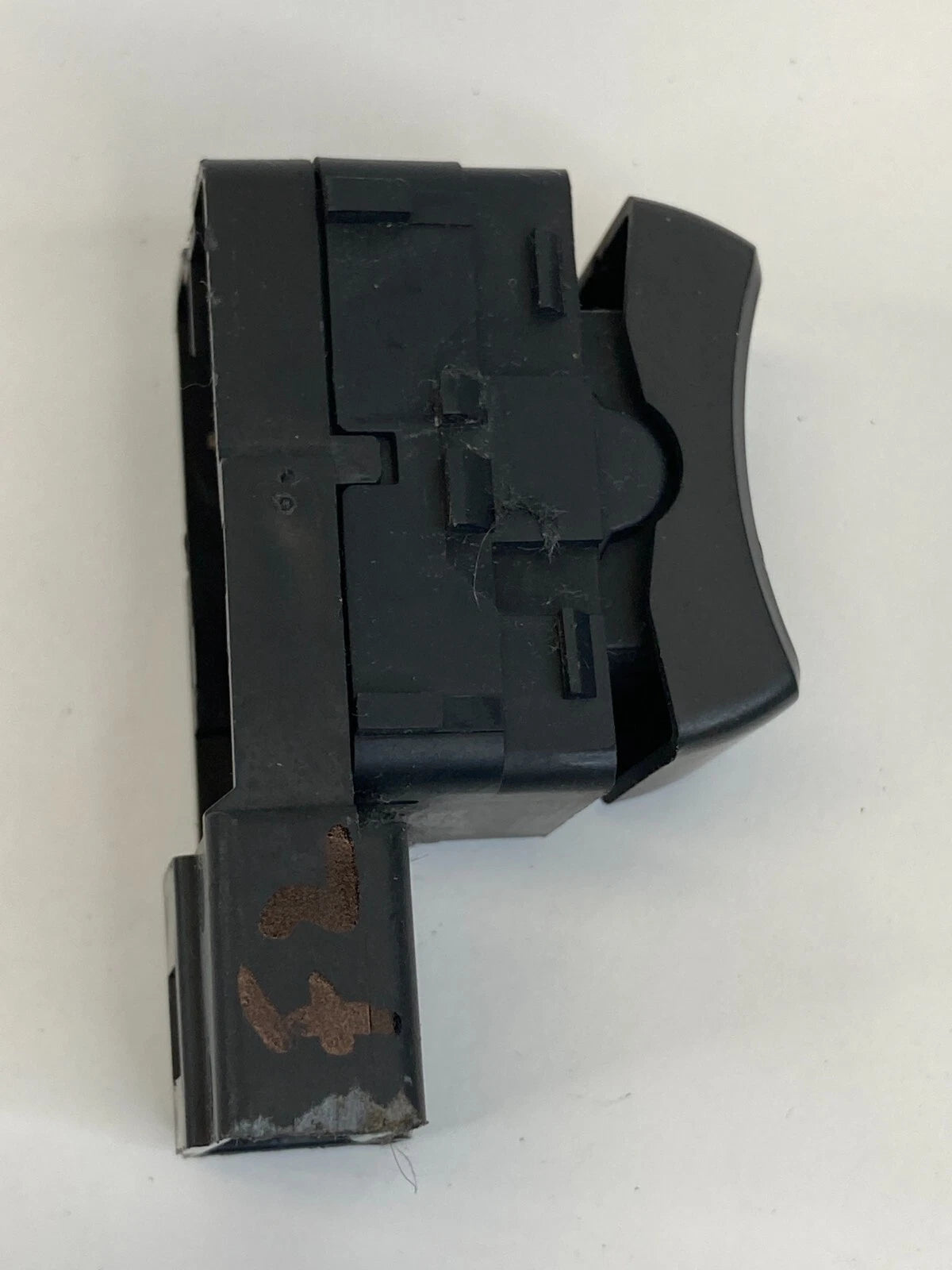 2010-2017 CHEVROLET EQUINOX FRONT LEFT SEAT POWER LUMBAR CONTROL SWITCH OEM