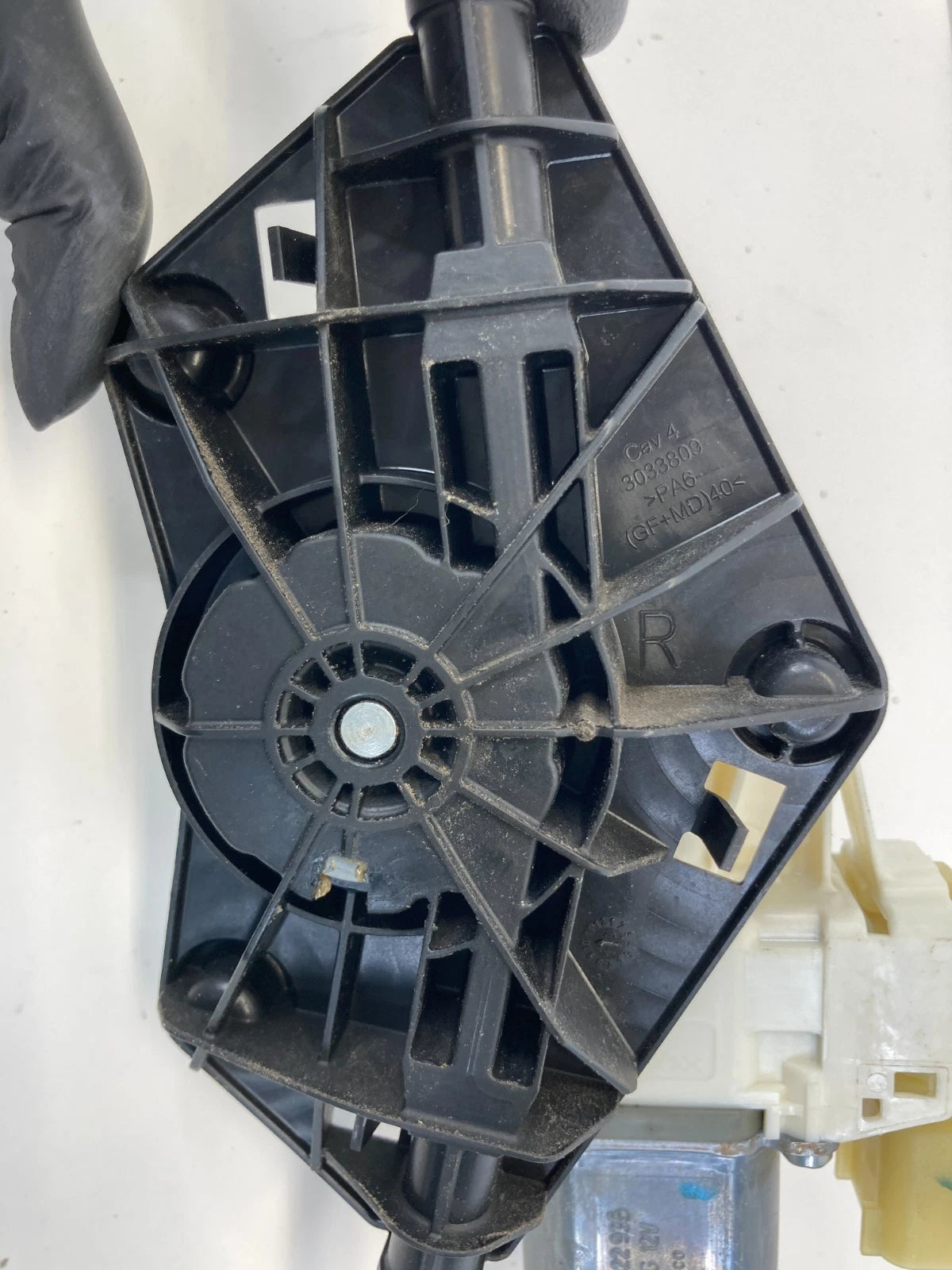 15-17 Chrysler 200 Sedan Front Right Passenger Door Power Window Motor Regulator