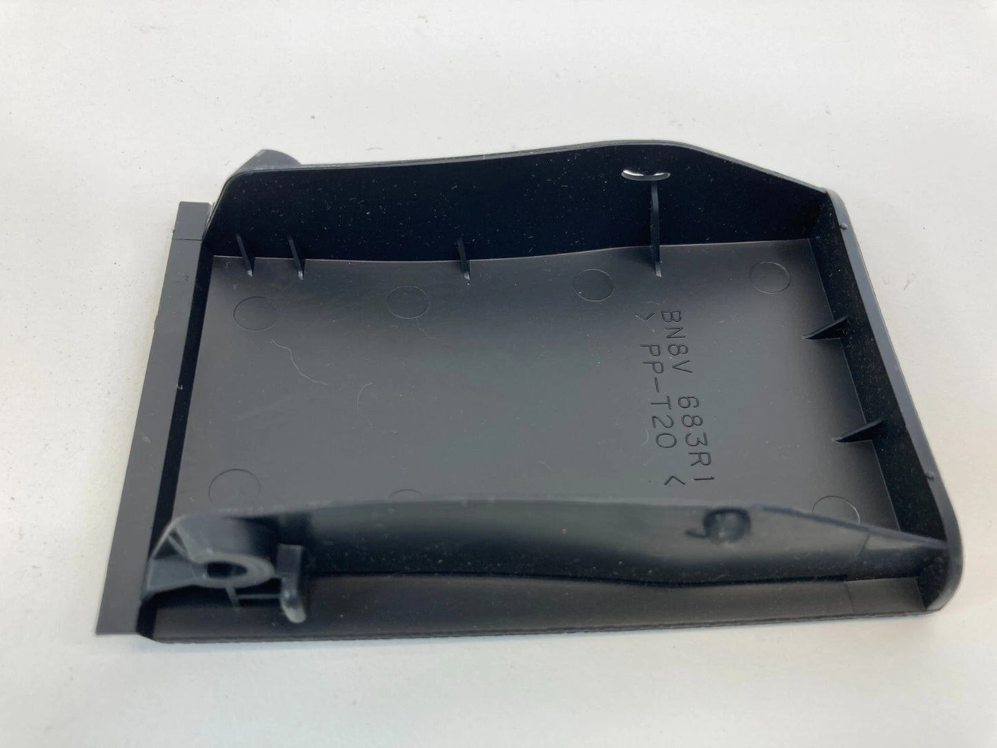 2004-2009 MAZDA 3 SEDAN SEAT CHILD SAFETY ANCHOR HOOK COVER TRIM BN8V-683R1