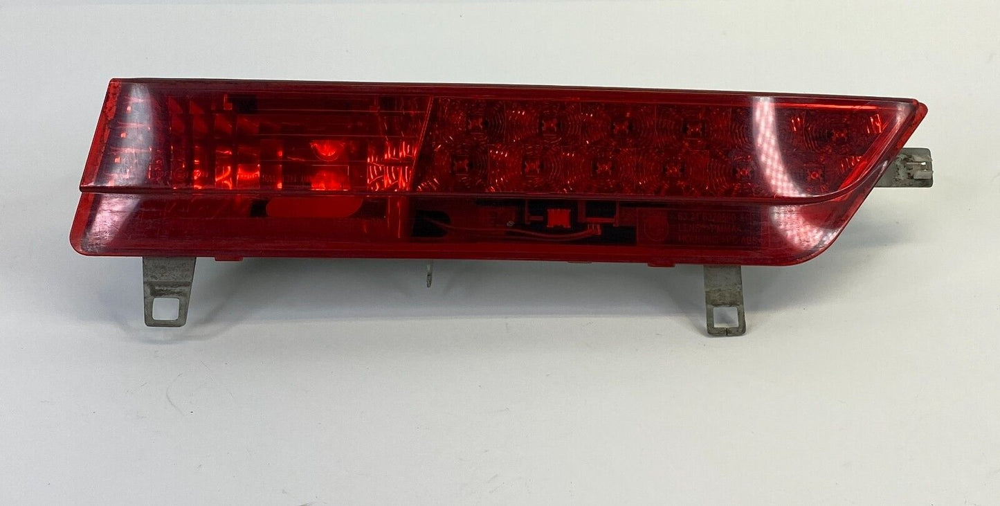 02-05 BMW 745i 745Li Rear Right Side Inner Tail Light Lamp Taillight 63216911796