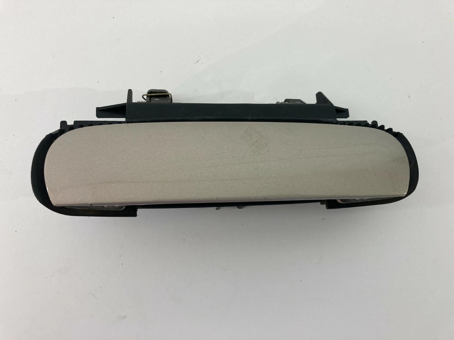 1998-2004 AUDI A6 RIGHT PASSENGER RH EXTERIOR OUTSIDE DOOR HANDLE ASSEMBLY OEM