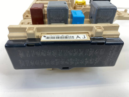 2004-2006 TOYOTA SIENNA 3.3L INTERIOR CABIN DASH FUSE RELAY JUNCTION BOX OEM
