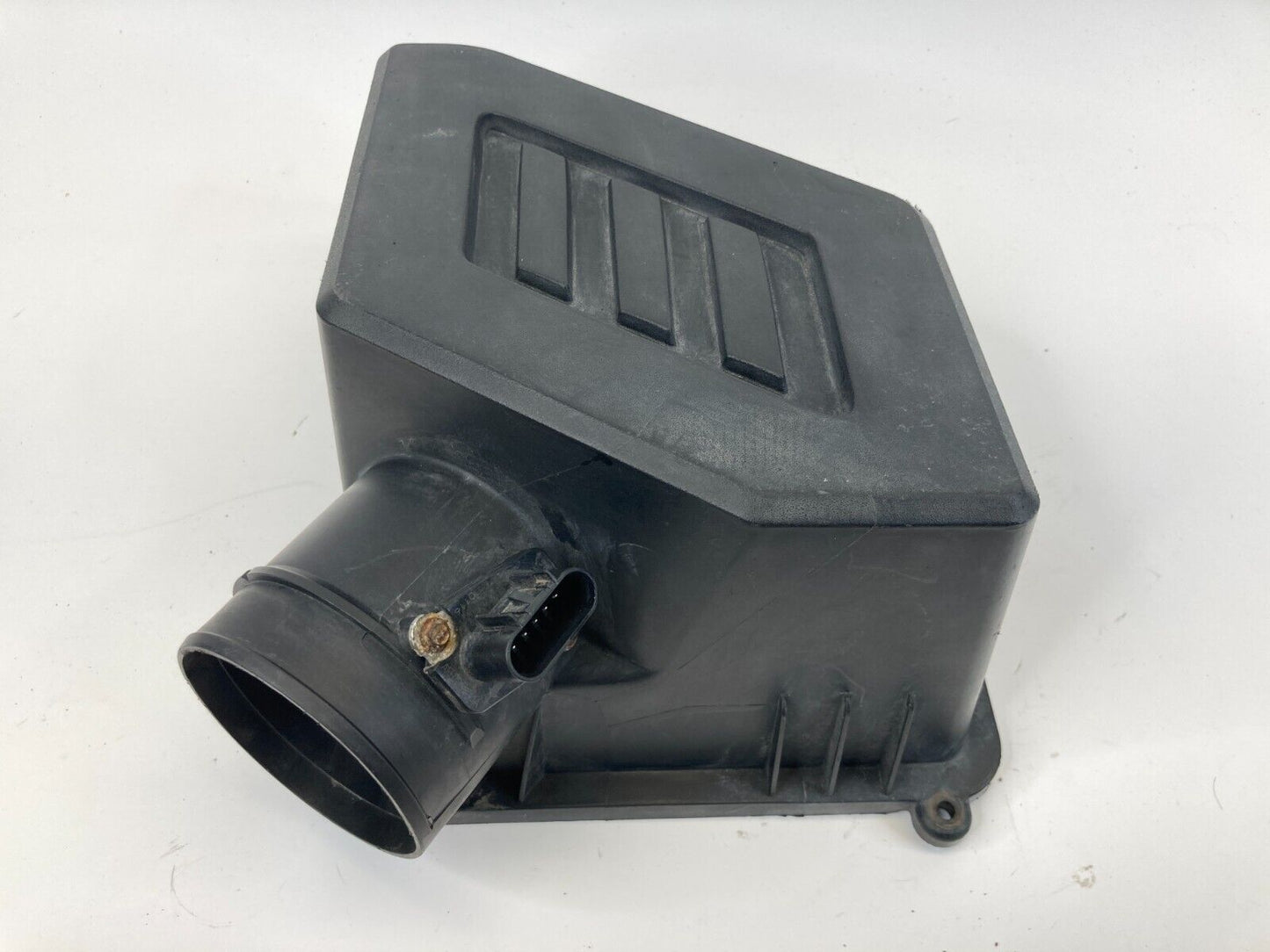 2010 2011 Chevrolet Equinox 2.4L Air Intake Filter Upper Cover Box OEM