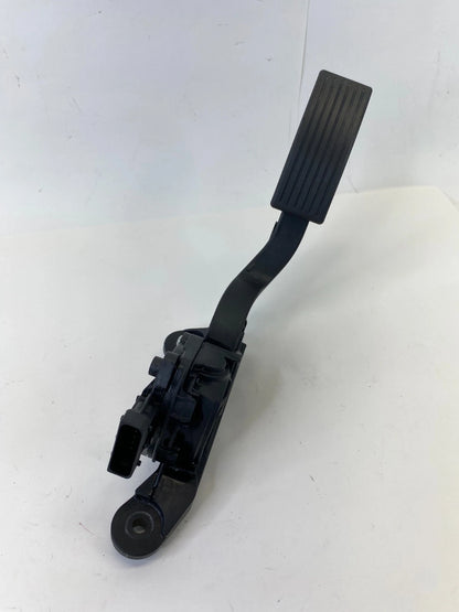 2012-2017 KIA RIO 1.6L ACCELERATOR GAS THROTTLE PEDAL ASSEMBLY 32700-1W110 OEM