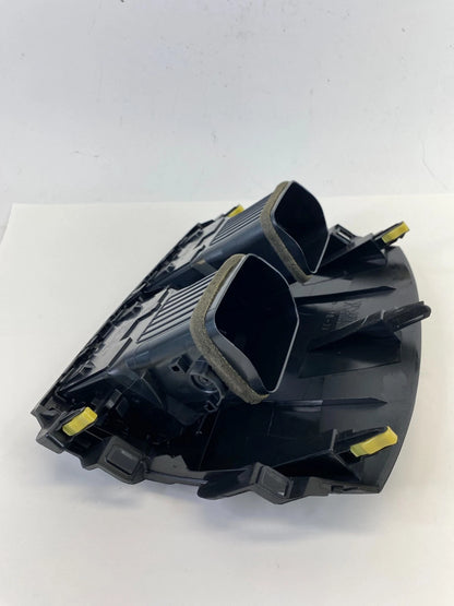 2009 10 11 TOYOTA COROLLA DASH CENTER A/C OUTLET AIR VENT W/CLOCK HAZARD SWITCH