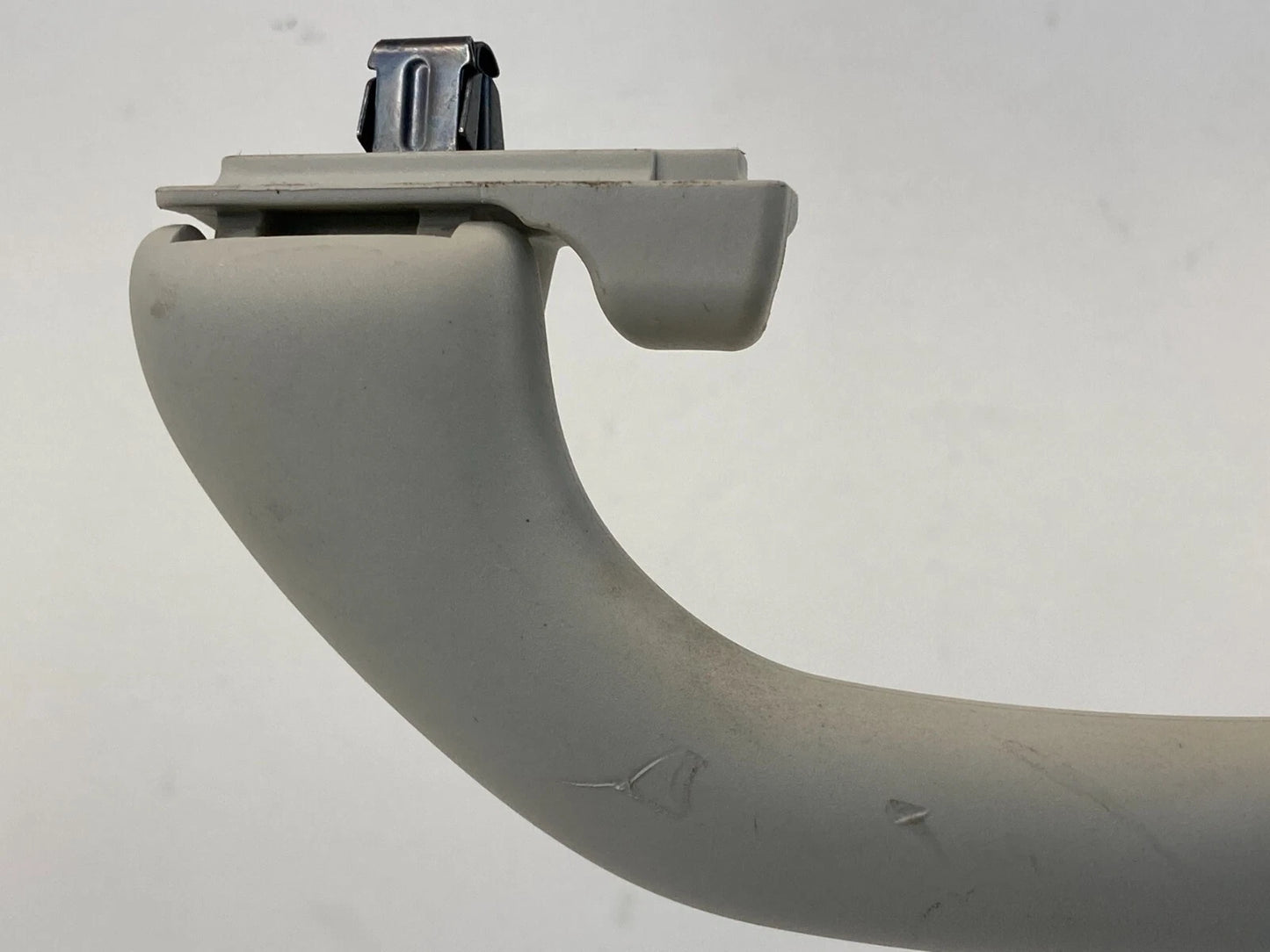 2012-2022 VOLKSWAGEN PASSAT ROOF REAR RIGHT PASSENGER INNER GRAB GRIP HANDLE OEM