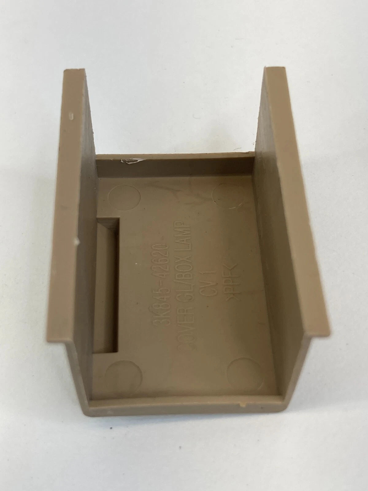2011-2014 HYUNDAI SONATA GLOVE BOX INNER COURTESY LAMP COVER 3K845-42620 OEM