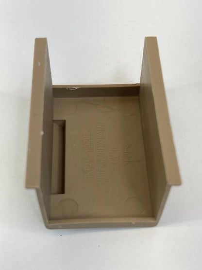 2011-2014 HYUNDAI SONATA GLOVE BOX INNER COURTESY LAMP COVER 3K845-42620 OEM